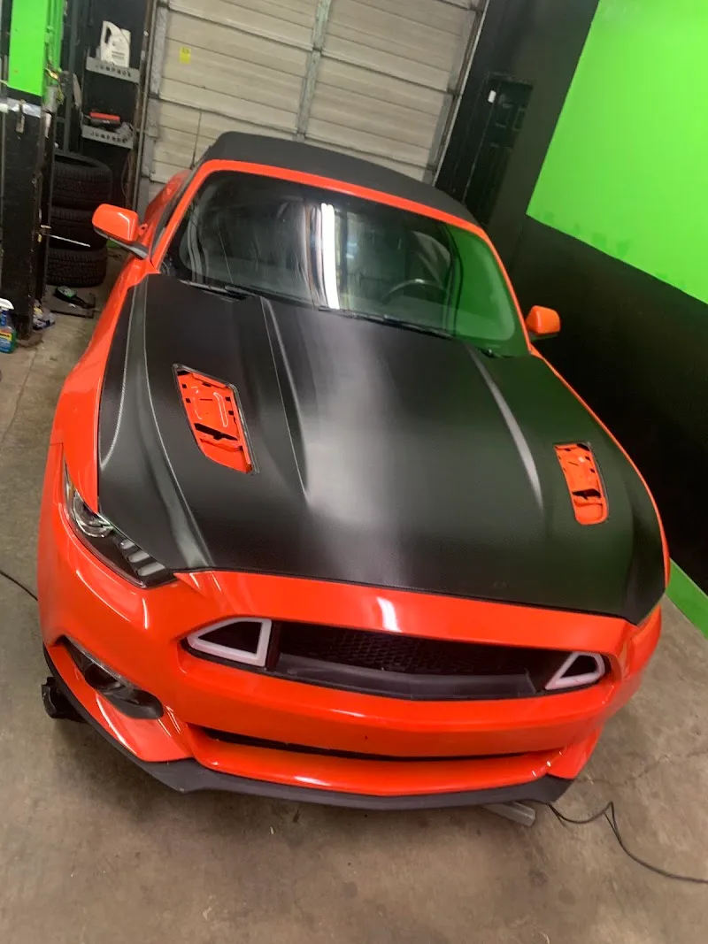 A 1 Custom Wheels and Tires LLC