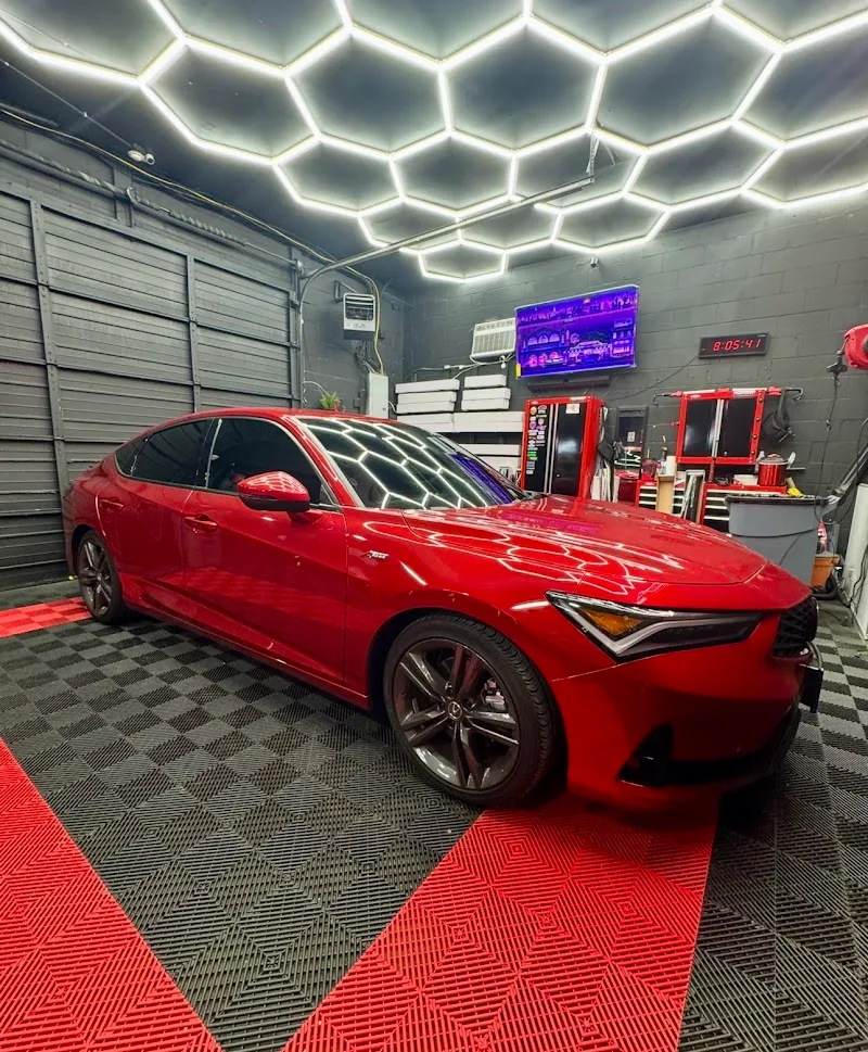 Almanzar Tints LLC