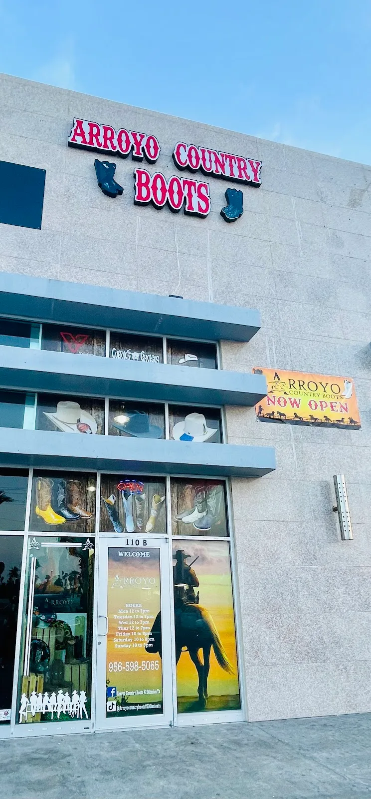 Arroyo Boots