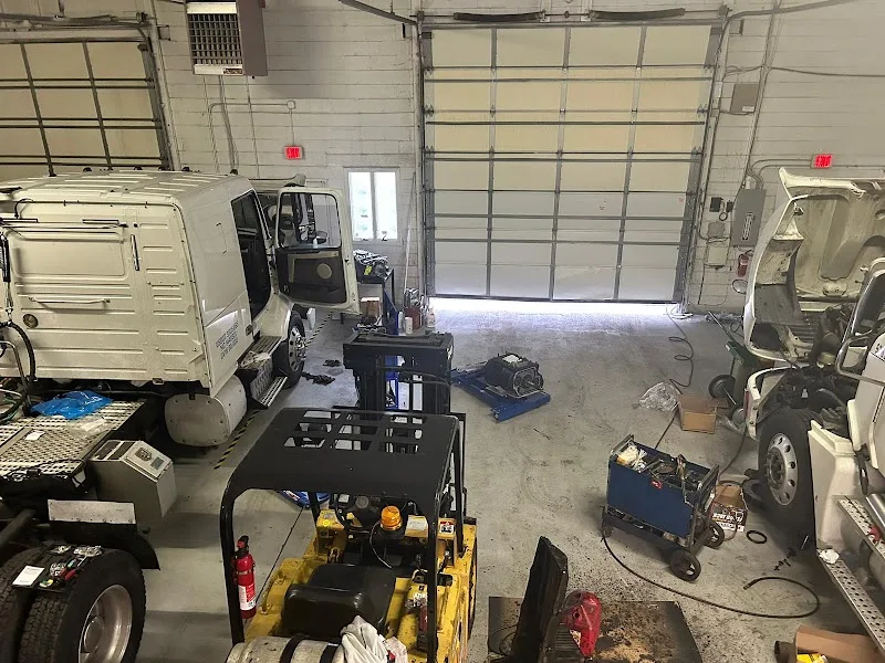 AT Trucking USA LLC