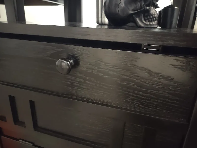Barlows Furniture