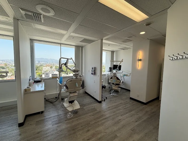 Barzivand Dental Corporation (AC)