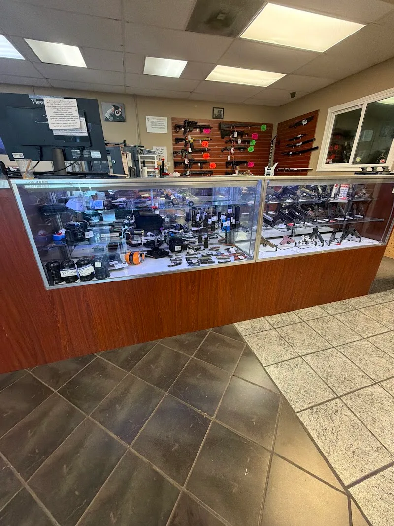 Bayou Pawn #680