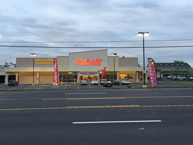 Best Buy Furniture Buselton Inc (LP)