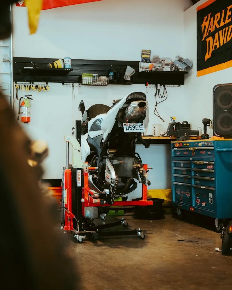 BHive Moto LLC