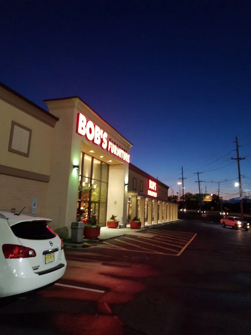 Bobs Discount Furniture Inc