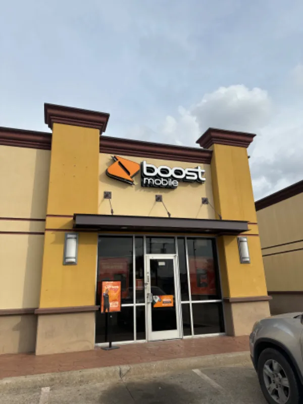Boost Mobile - 3232