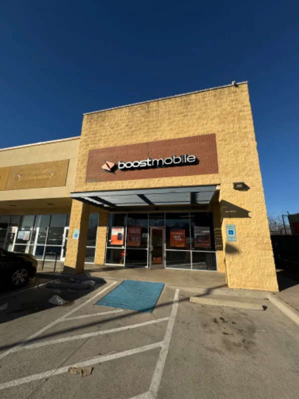 Boost Mobile -  Berry