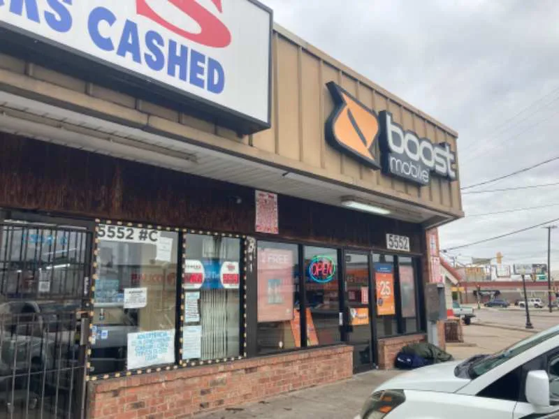 Boost Mobile - Grande