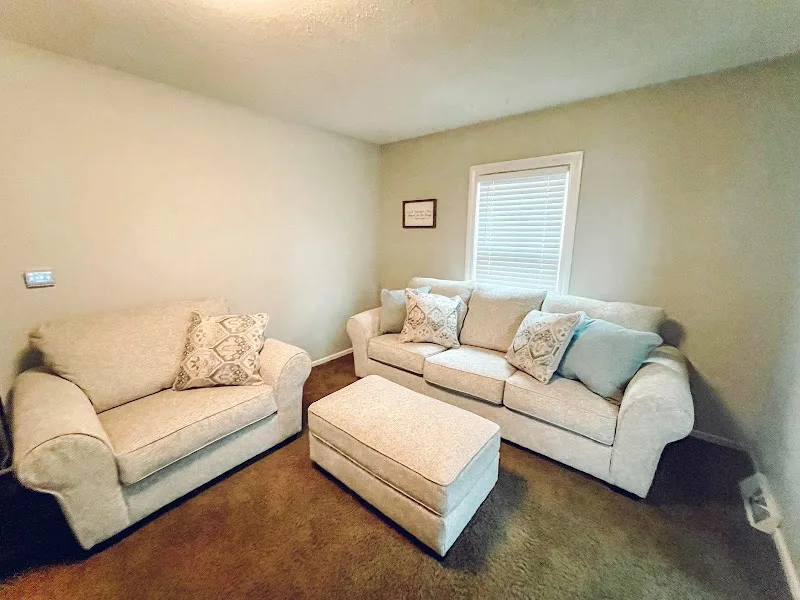 Brady Home Furniture 1129