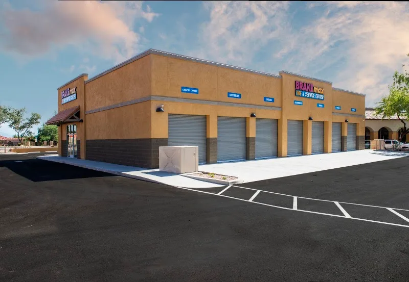 BRAKEmax Tire & Service Centers #1017