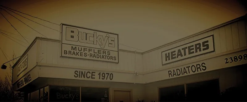 Buckys- Everett