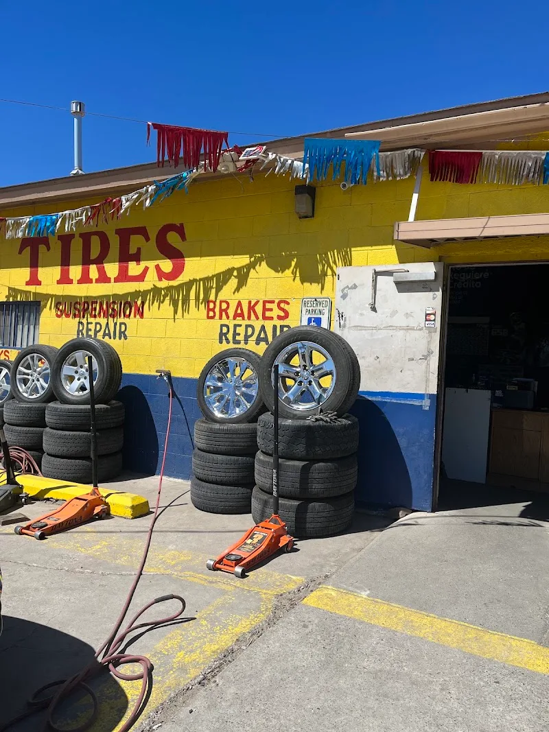 Camelia Wheels and Tires