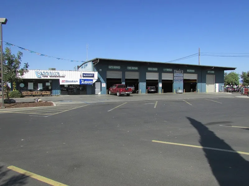 Carrolls Tire Warehouse - Hanford