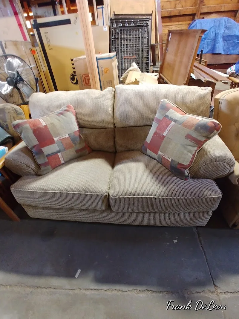 Dales Furniture LLC