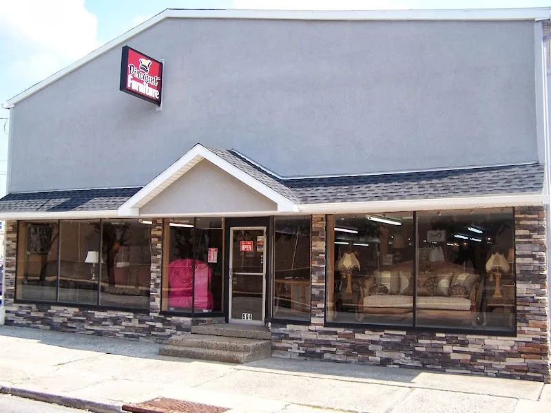 Discount Furniture Store LLC (BR)