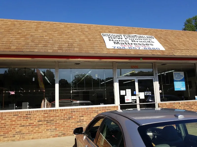 Discount Furnitureland And Mattress LLC