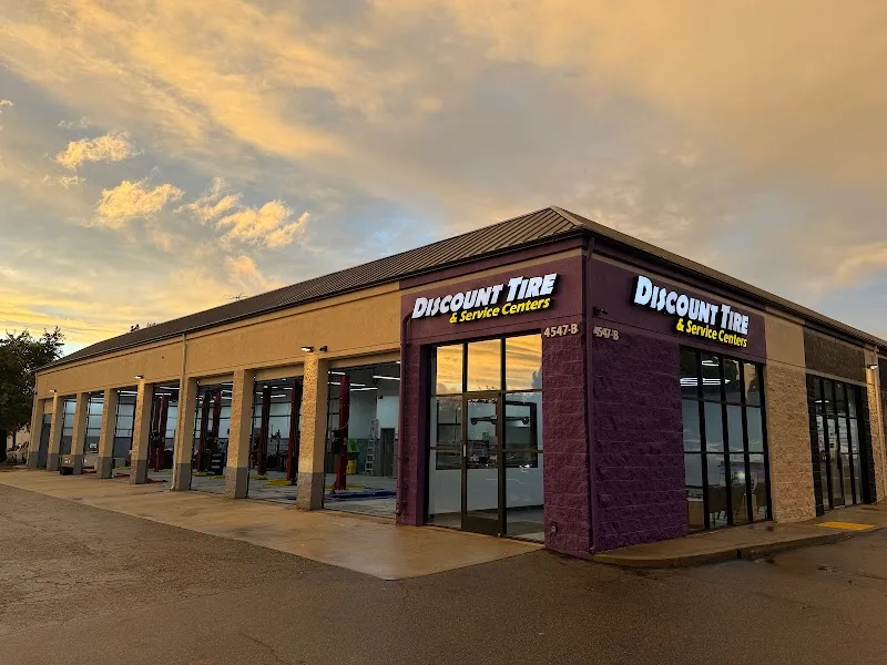 Discount Tire and Service Center Ventura