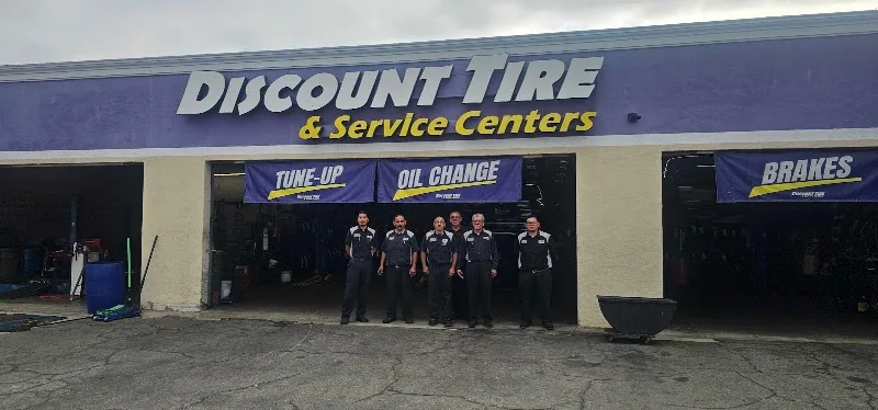 Discount Tire - Burbank 21