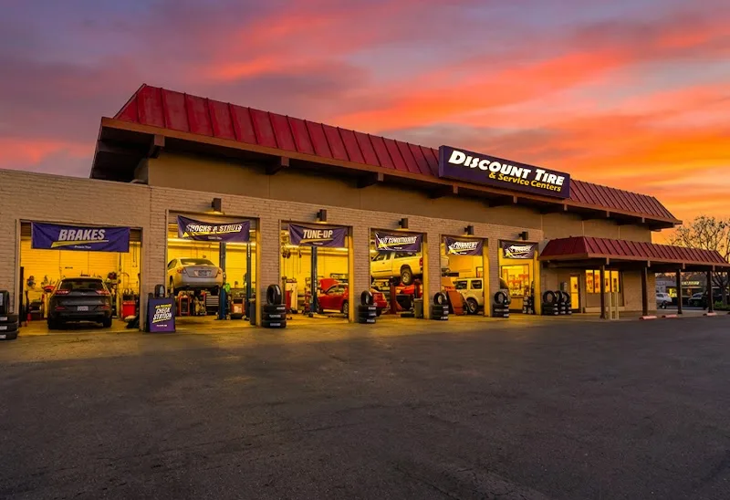 Discount Tire- Visalia 41