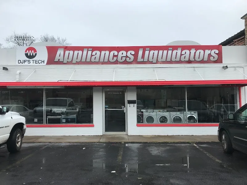 Djfs Tech Liquidation Store LLC