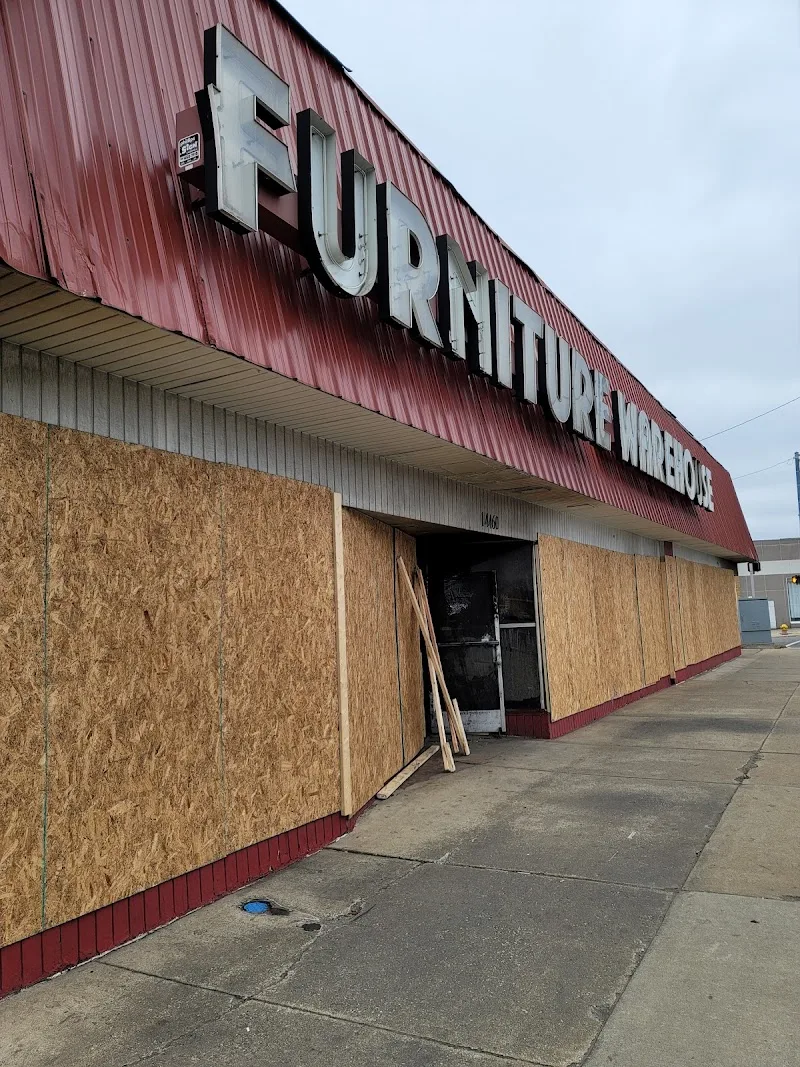 Furniture and Beyond- Gratriot