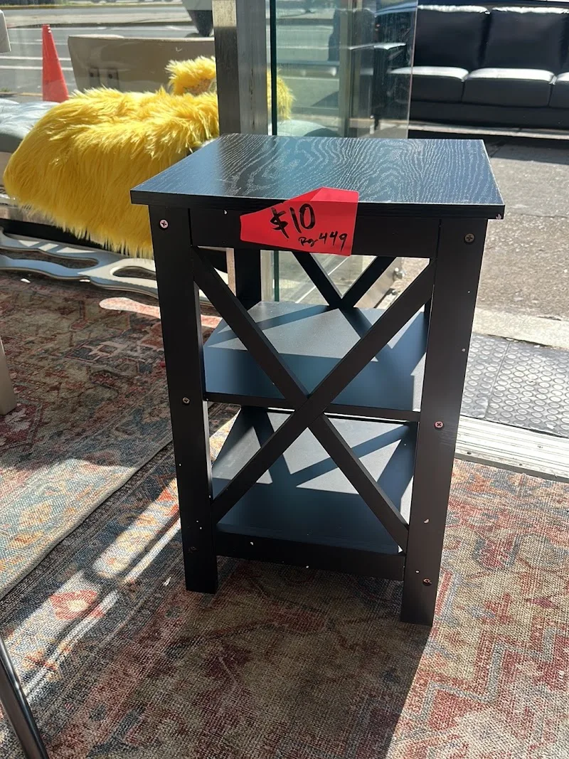 Genie Furniture LLC