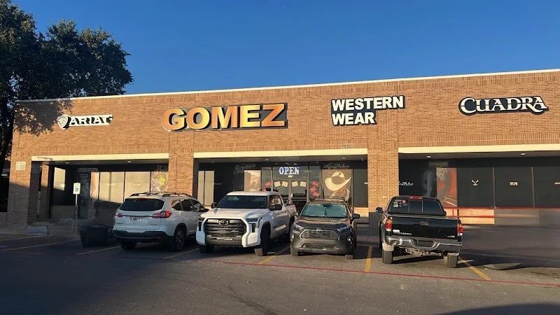 Gomez Western Wear 16