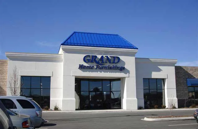 Grand Home Furnishings #022