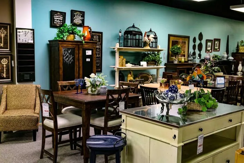 Grand Home Furnishings #034