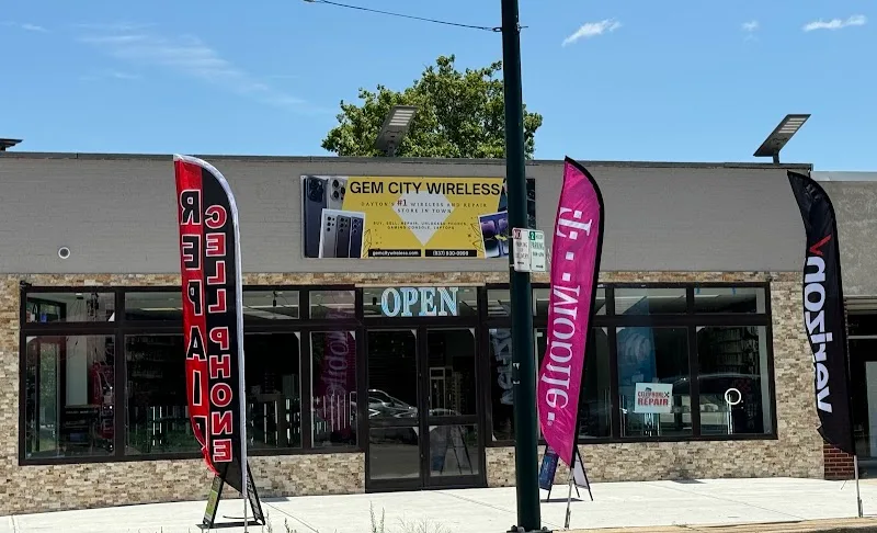 GSM Wireless LA