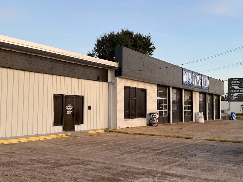 Houma Tire and Auto LLC