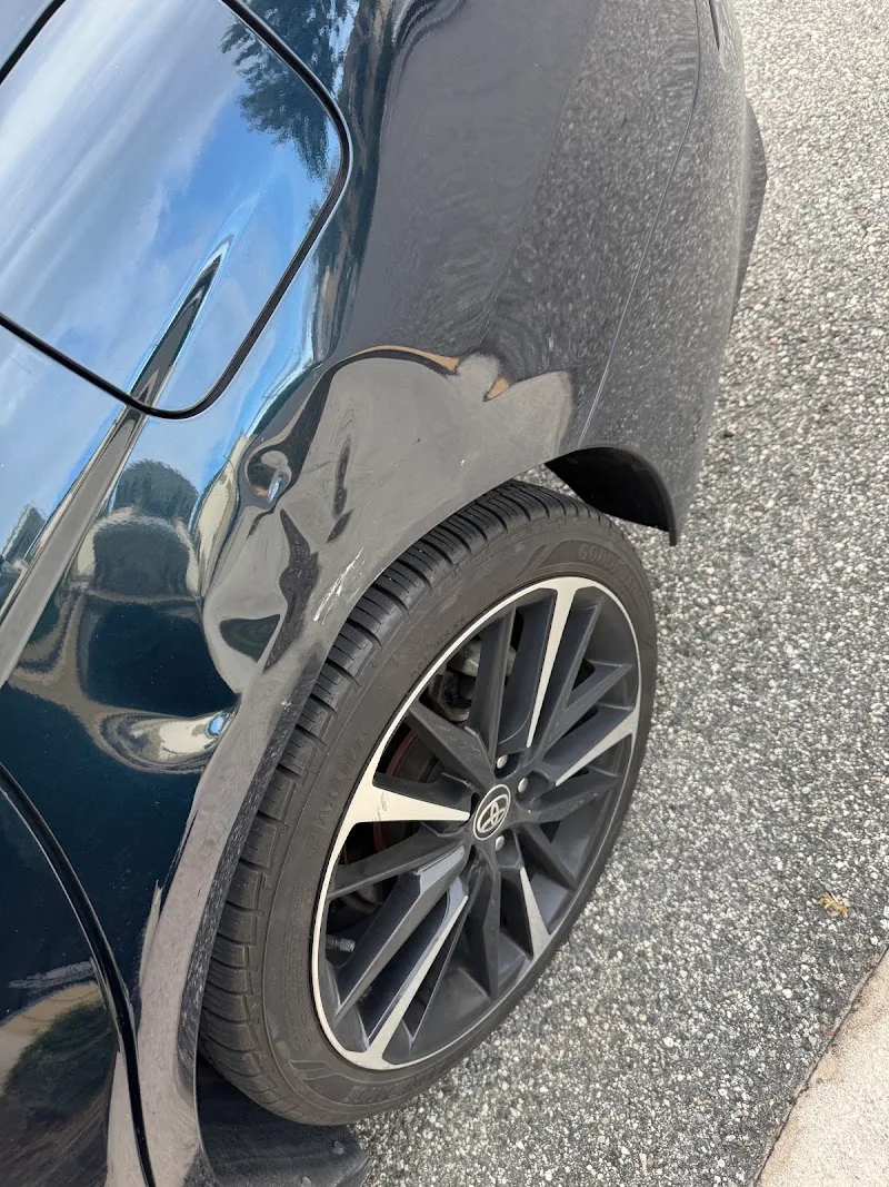 HQ Collision Repair Center LLC