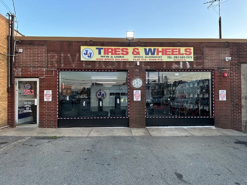 J andJ Tires & Wheels 3 LLP