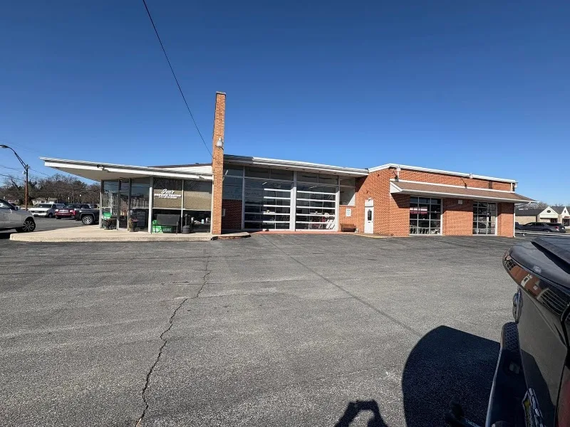 Joes Service Center LLC