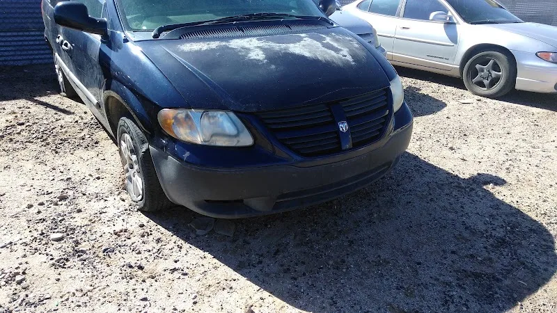 Johnnys Auto Repair and Towing LLC