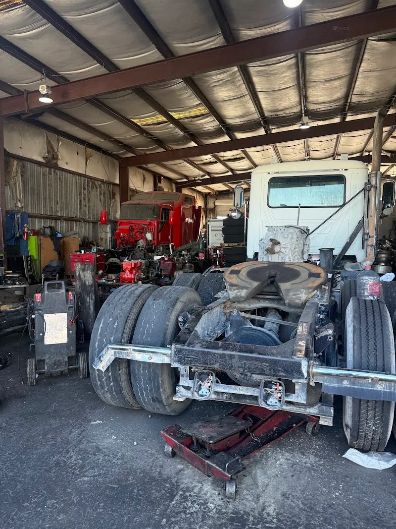 Jr Truck Services LLC
