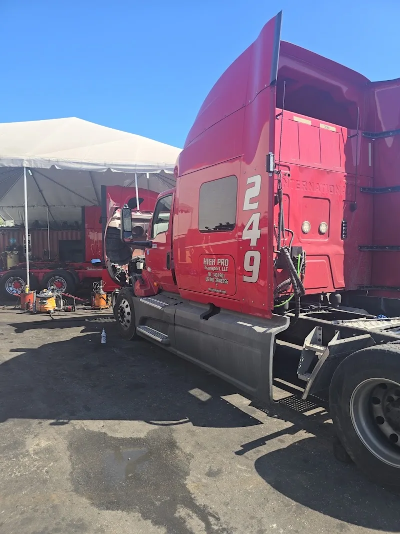 Kiki's Truck Maintenance LLC