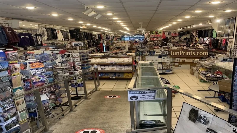 Kiran Gift Shop