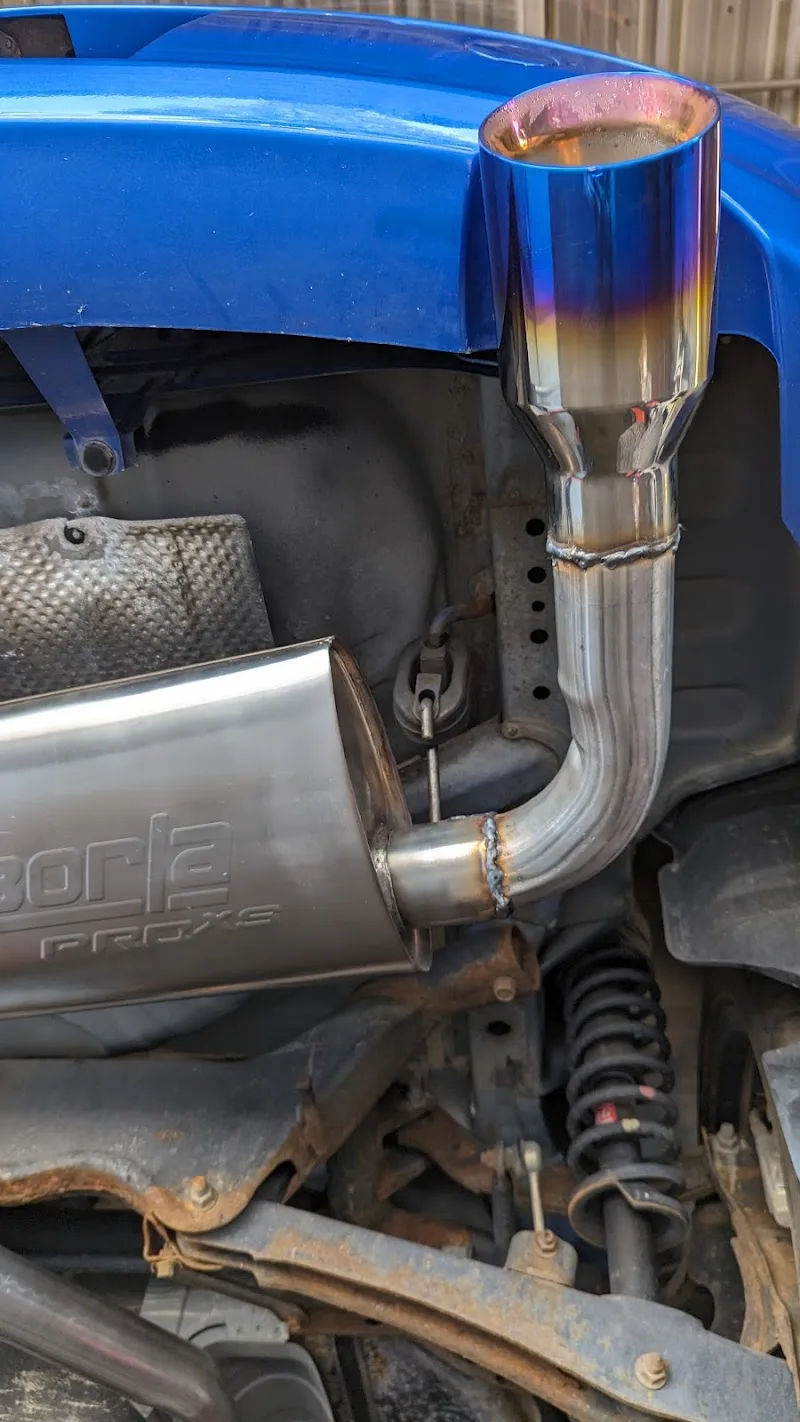 LA Muffler LLC