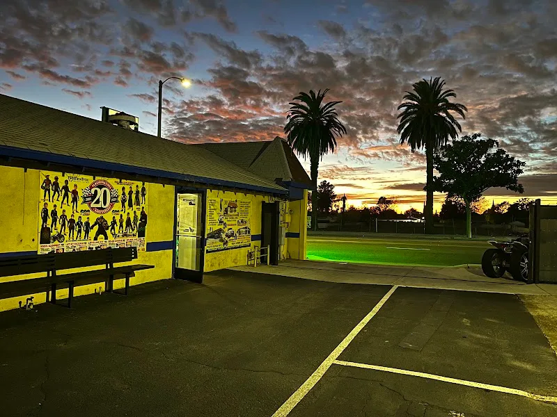 La Sierra Tires and Wheels 2