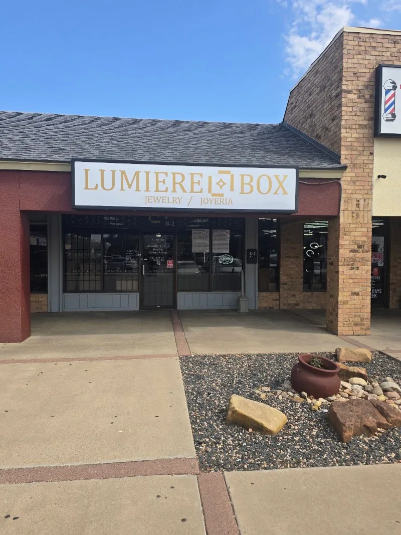 Lumiere Box LLC