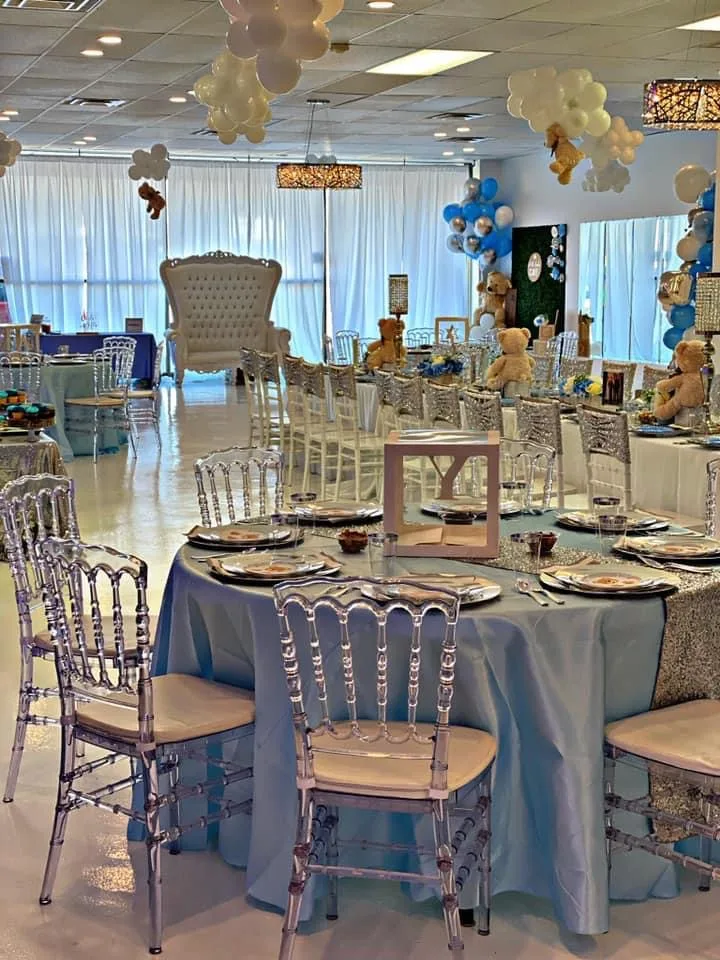 Luxury Rooms LLC