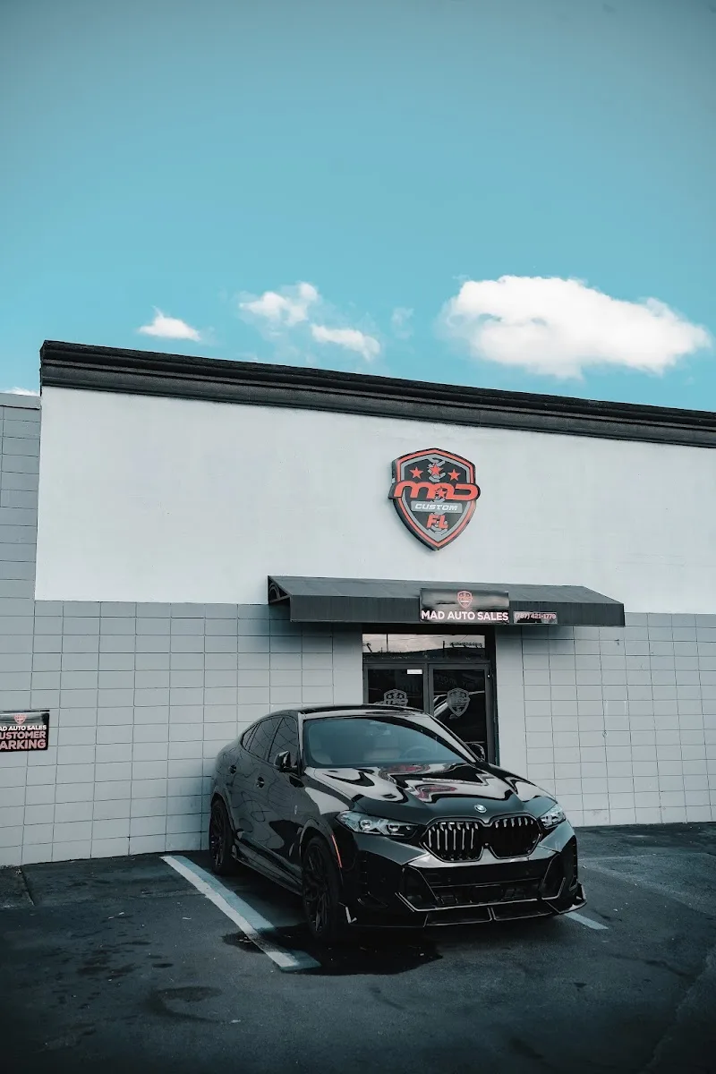 Mad Customs Florida Corporation