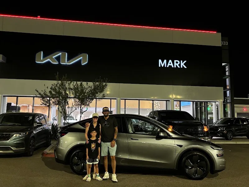 Mark Kia
