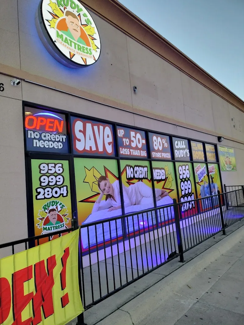 Mattress Liquidation Warehouse-S Zapata