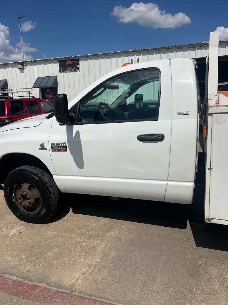 Mega Paint and Body LLC