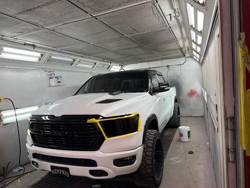 Memphis Auto Center LLC