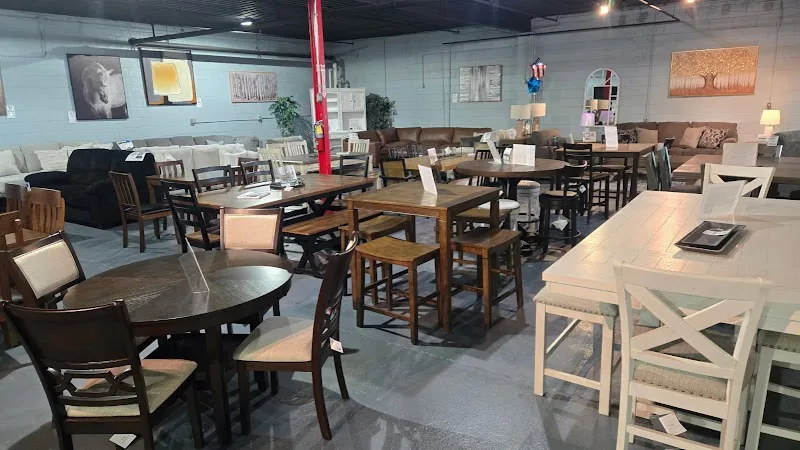 Midwest Clearance Center - Fenton