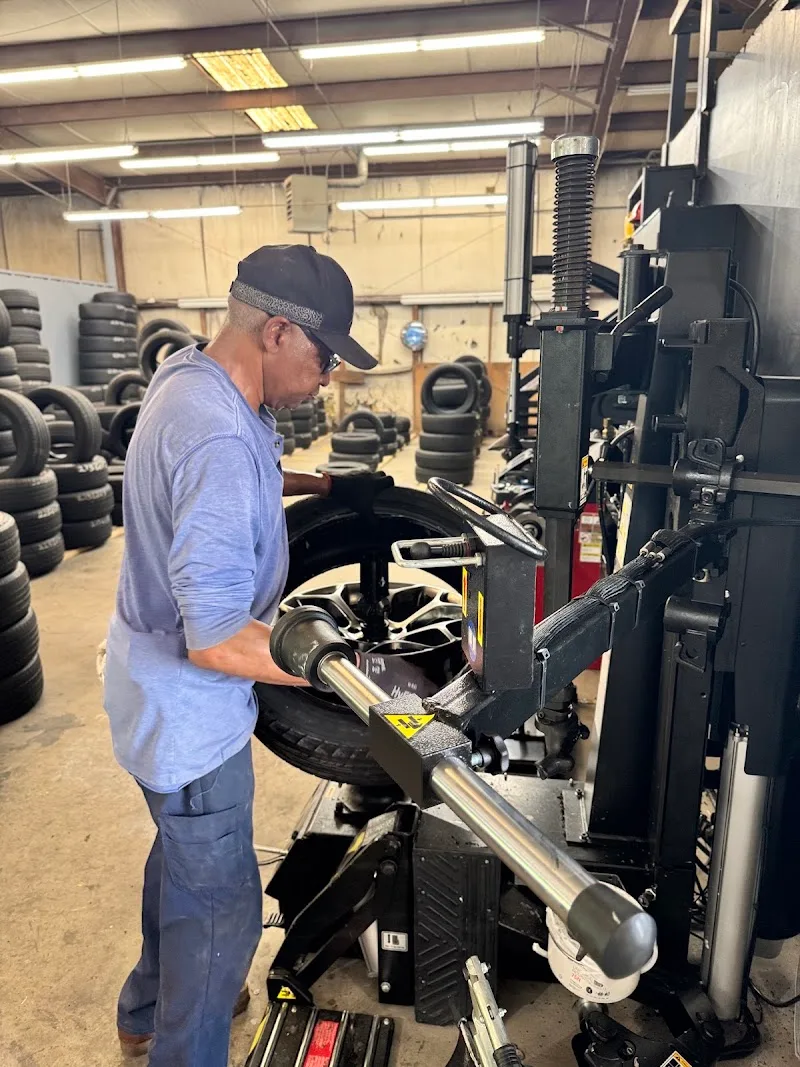 More Milkes Tires LLC